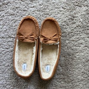 NWOT Old Navy Moccasin Slippers